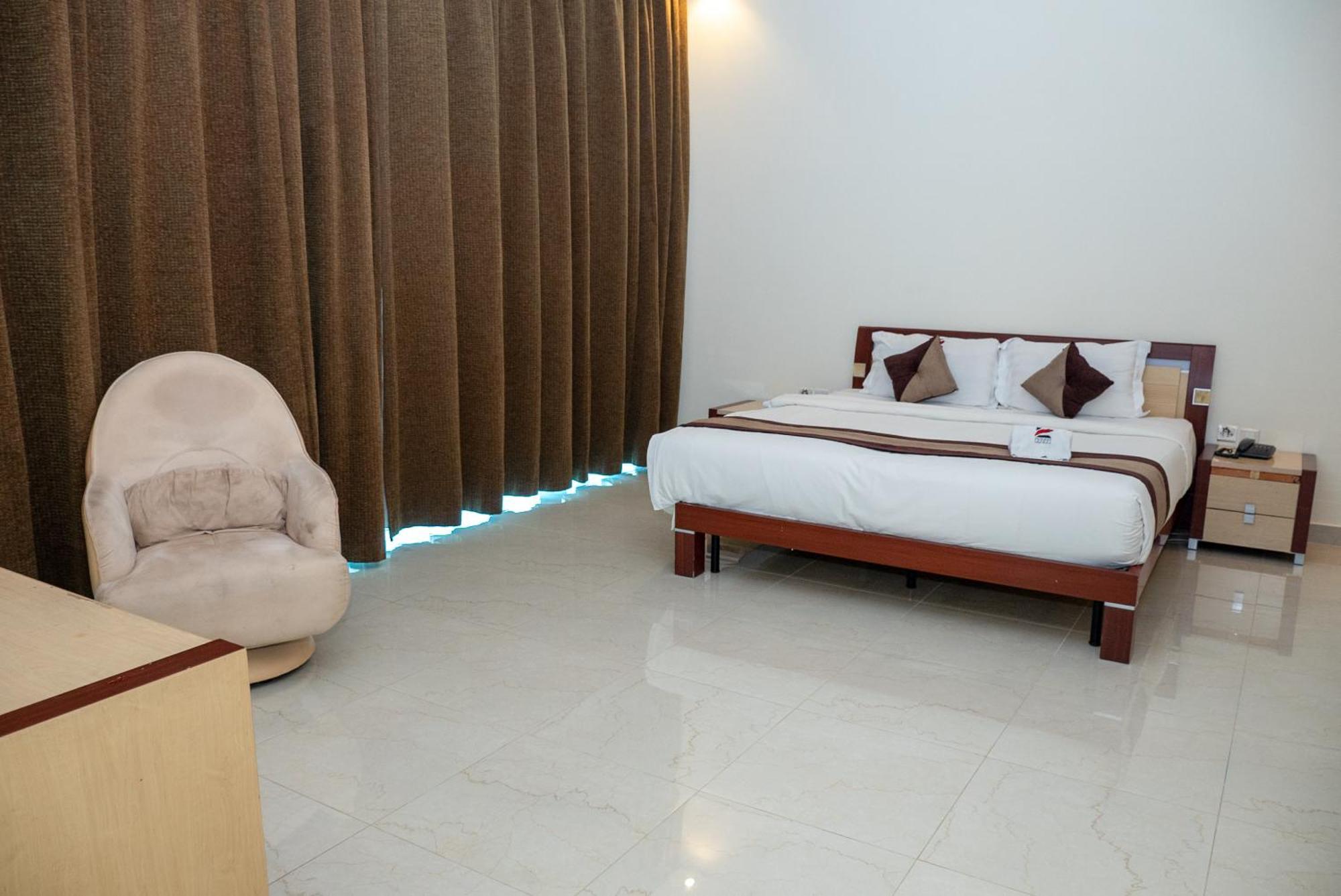 Excelsior Luxury Apartments Manama Exterior foto